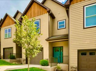 208 Rainbow Ter, Black Mountain, NC 28711