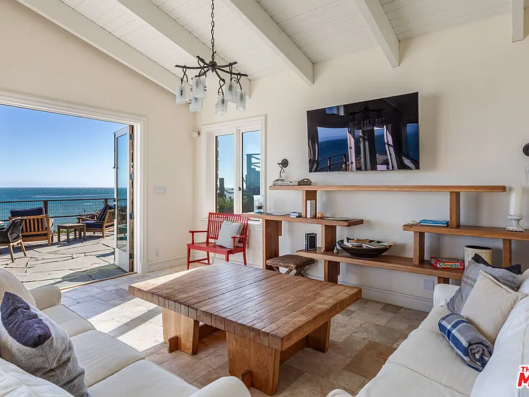 32300 Pacific Coast Hwy — Photo 44