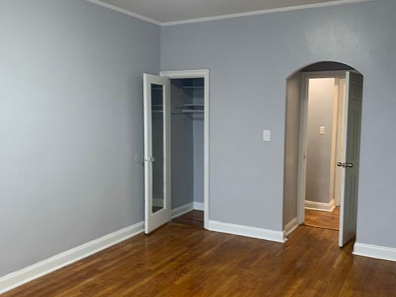 4th image of 33 S Munn Ave APT 3B