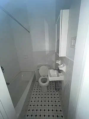 Rented by JMG Properties | media 11