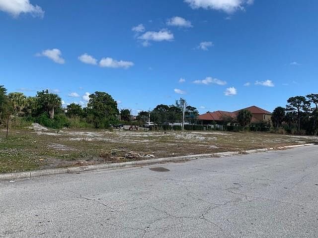 1st image of 0 Avenue