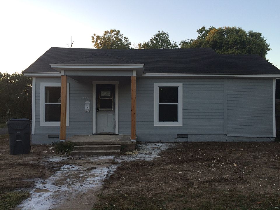 2nd image of 2000 Cumberland Ave
