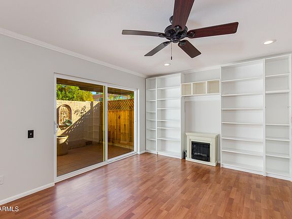 5th image of 5617 S CLAMBAKE BAY Court #B
