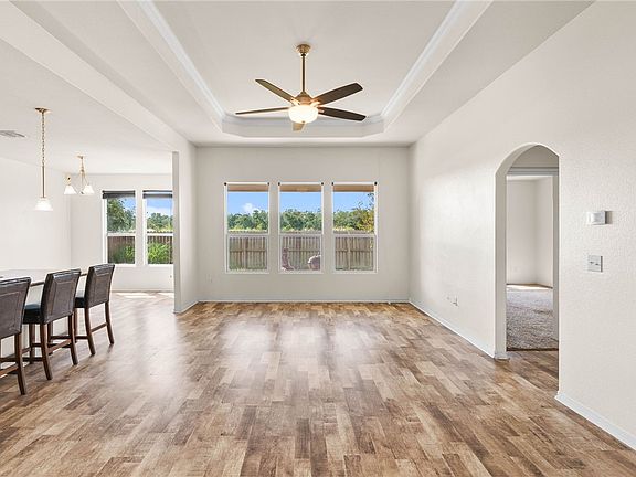 4th image of 103 Beacon Ln