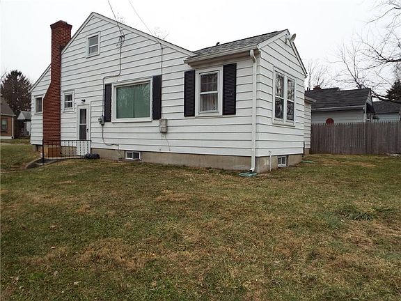2nd image of 2 Stafford Ave