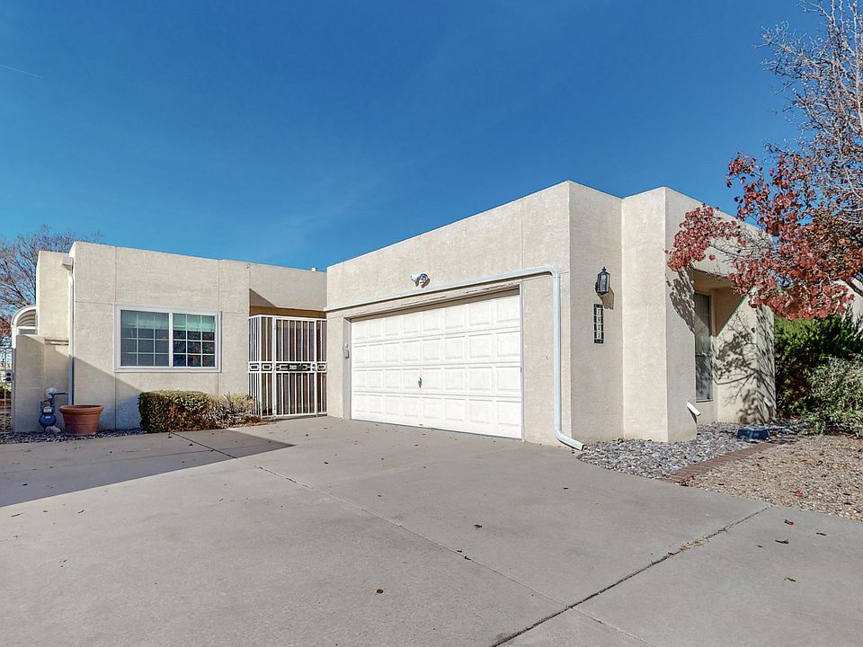 1st image of 7921 Woodwind Dr NE
