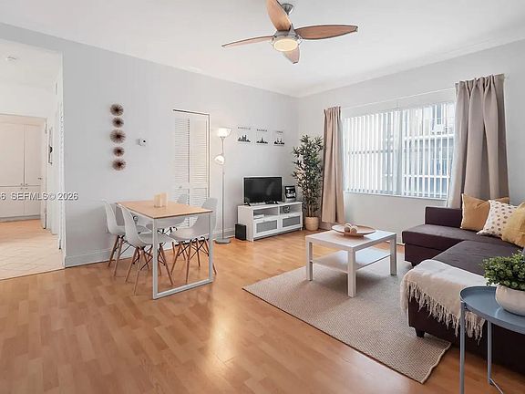 3rd image of 2615 Collins Ave APT 37