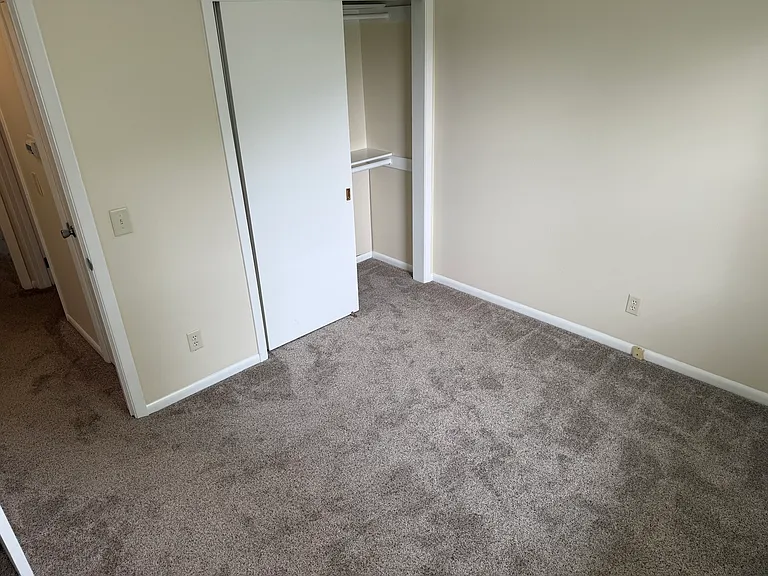 2911 High Point Dr — Photo 7