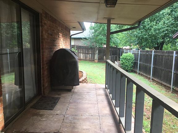 Covered Side Patio #2