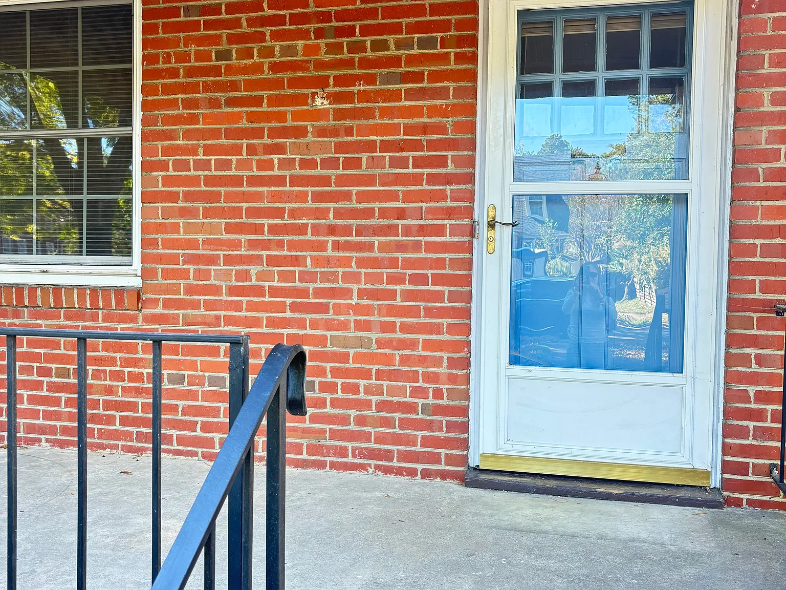 3 bed, 1035 sqft, $2,900 — Photo 2