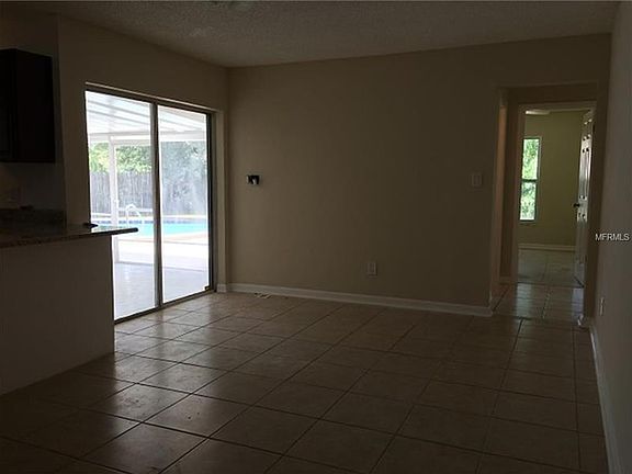 3rd image of 5468 N Woodcrest Dr