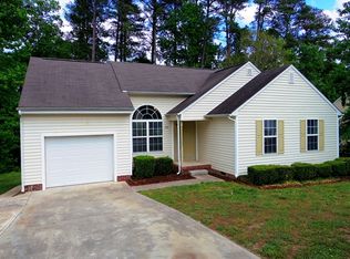 215 Hickory Glen Ln, Durham, NC 27703