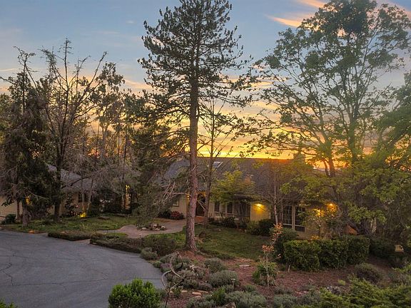 4th image of 16029 Butte Mountain Rd