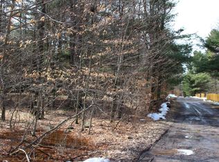 R Bear Lake Rd, Gouldsboro, PA 18424