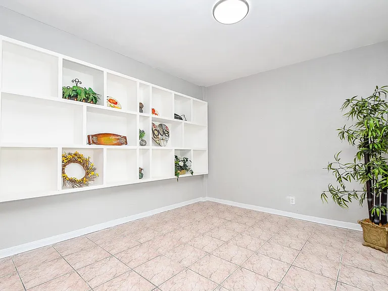 11414 Chariot Dr — Photo 20