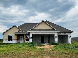 7656 Hawk Crest Ln, Guthrie, OK 73044