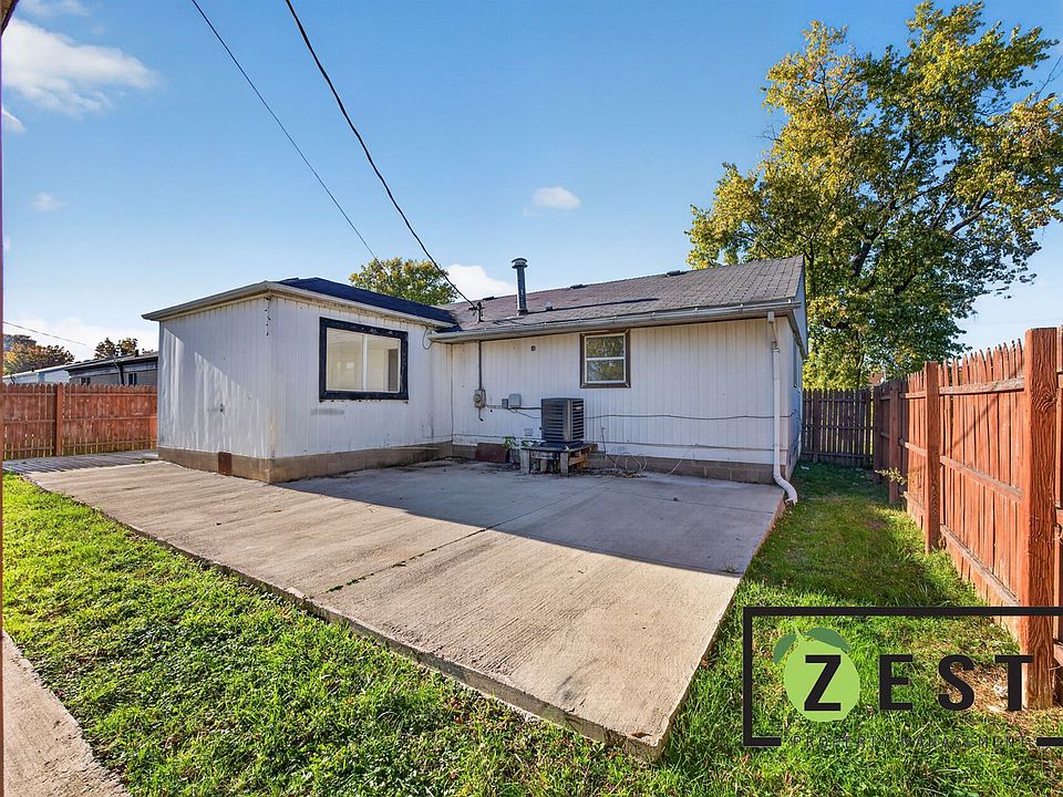 256 N Walnut St, photo 20