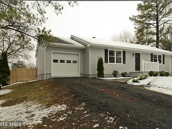 3rd image of 106 Greenwood Ave