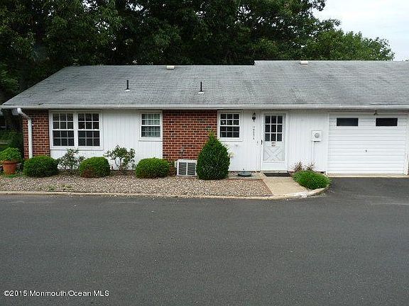 2nd image of 1003 Aberdeen Dr #100D