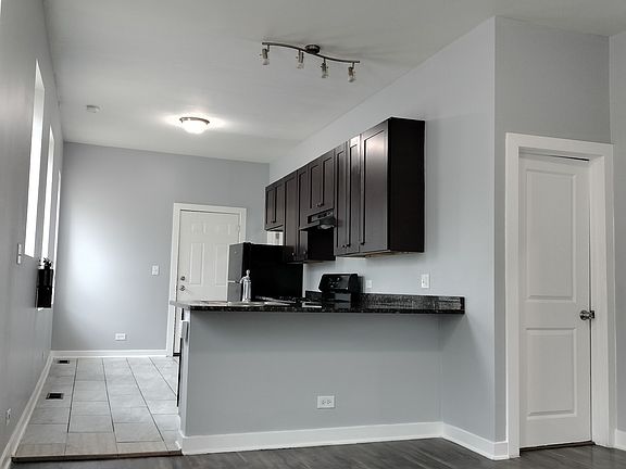 3rd image of 6501 S Justine St #1W