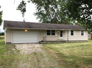 5664 Thompson Clark Rd, Bristolville, OH 44402