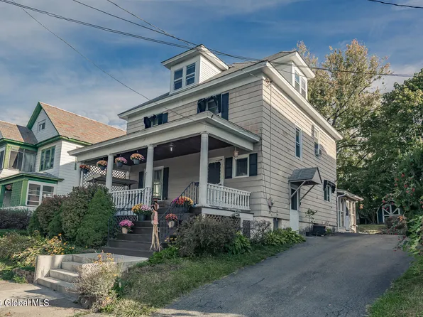 39 McClellan Avenue, Amsterdam, NY 12010