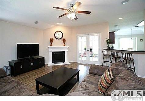 Living is also open to breakfast bar and kitchen area