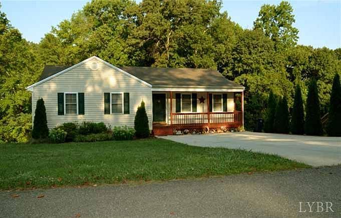 1st image of 1226 Cedar Hill Dr