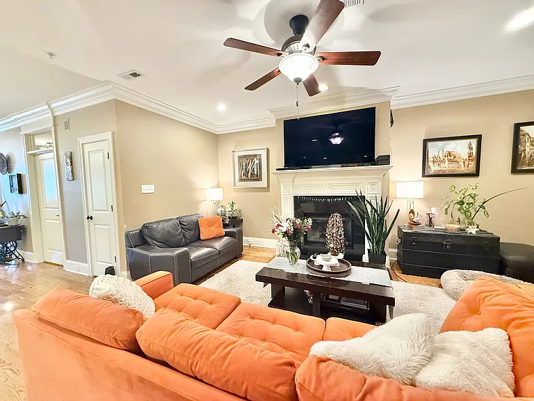 465 Chapel Grove Ln — Photo 5