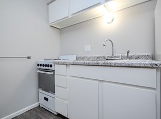 213 NW College Ave APT 7, Ankeny, IA 50023