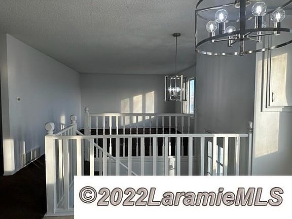 4th image of 1669 Monroe St