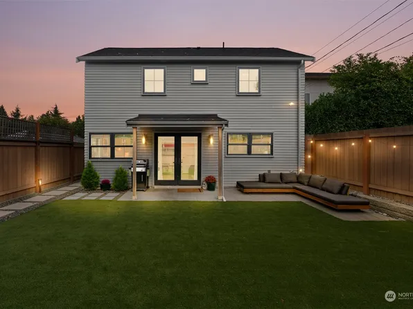 11040 1st Avenue NW #B, Seattle, WA 98177