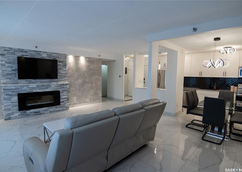 1st image of UNIT 221-4045 Rae STREET