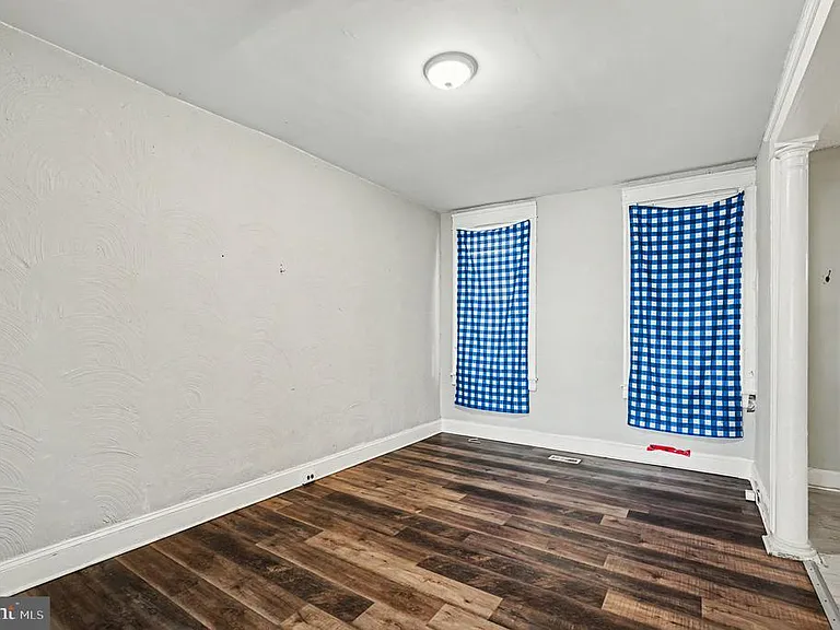 409 N Edgewood St — Photo 7