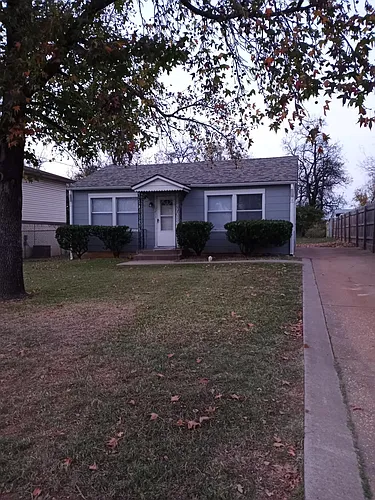 1211 W Bullock St Photo 1