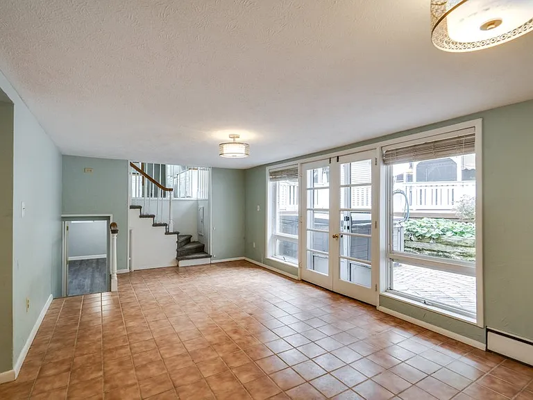 381 Hickory Hill Rd — Photo 18