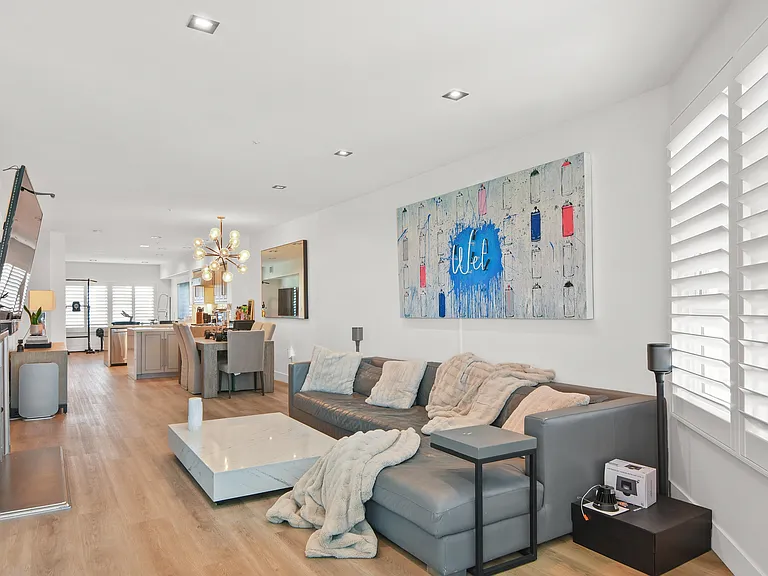 2600 Newport Blvd #210 — Photo 17