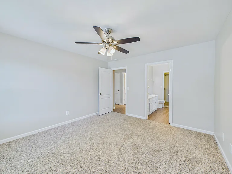 11600 Shady Ridge Dr-27_06112026
