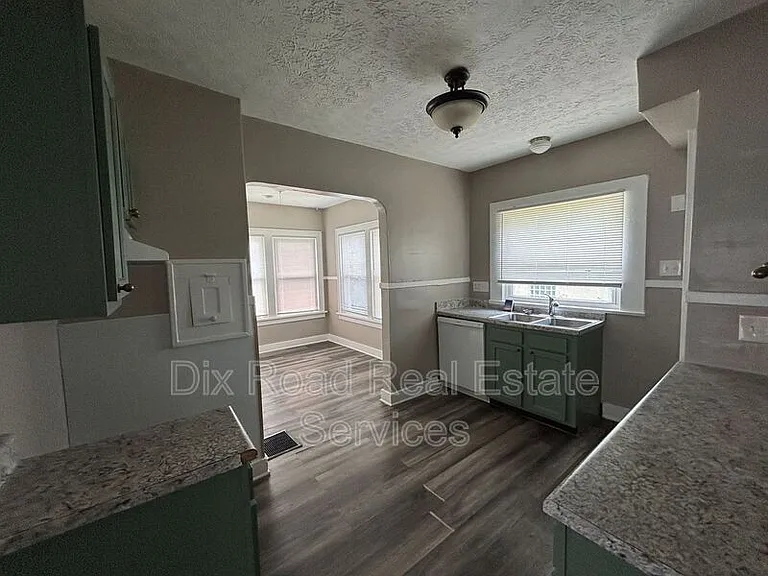 2312 Wyoming St — Photo 13