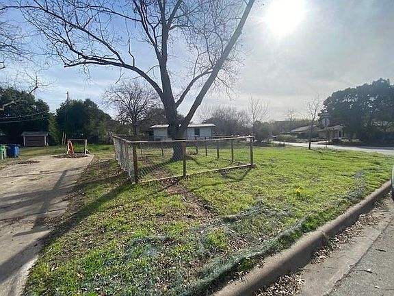 4th image of 2911 Brinwood Ave