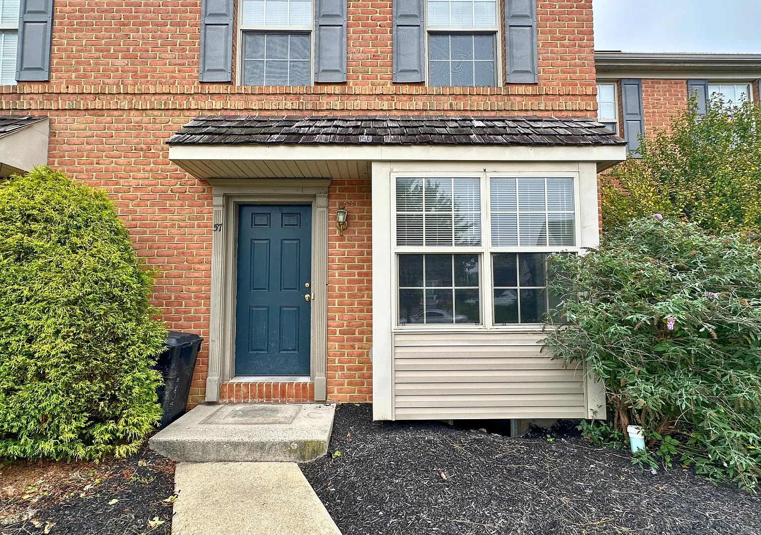 3 bed, 1.5 bath, 1391 sqft, $1,750 — Photo 3