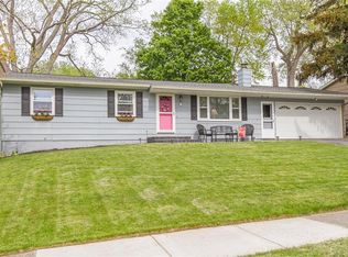 20 Quay Dr, Rochester, NY 14617