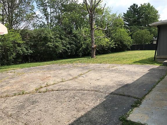 2nd image of 5350 Marmon Cir