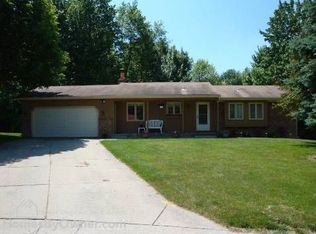2479 Appleton Dr NE, Grand Rapids, MI