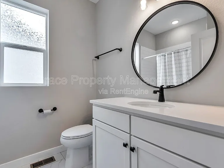4751 Ambrose Pl — Photo 4