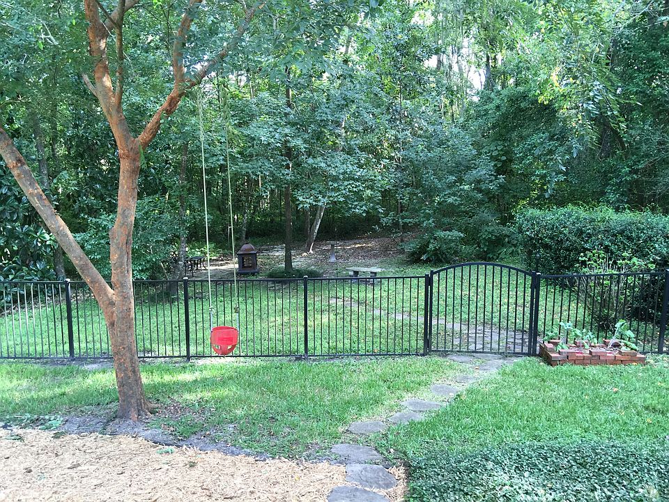 2nd image of 8698 Hammond Forest Dr