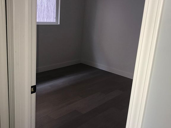 3rd image of 7891 Macdonald Dr