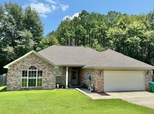 24 Thornberry Ln, Petal, MS 39465
