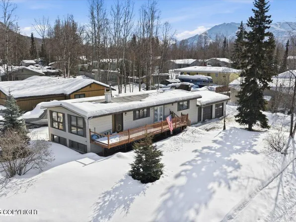 12705 Tandy Pl, Eagle River, AK 99577