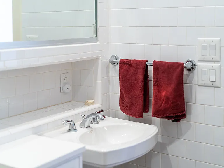 19 E Johnson St #4 — Photo 24